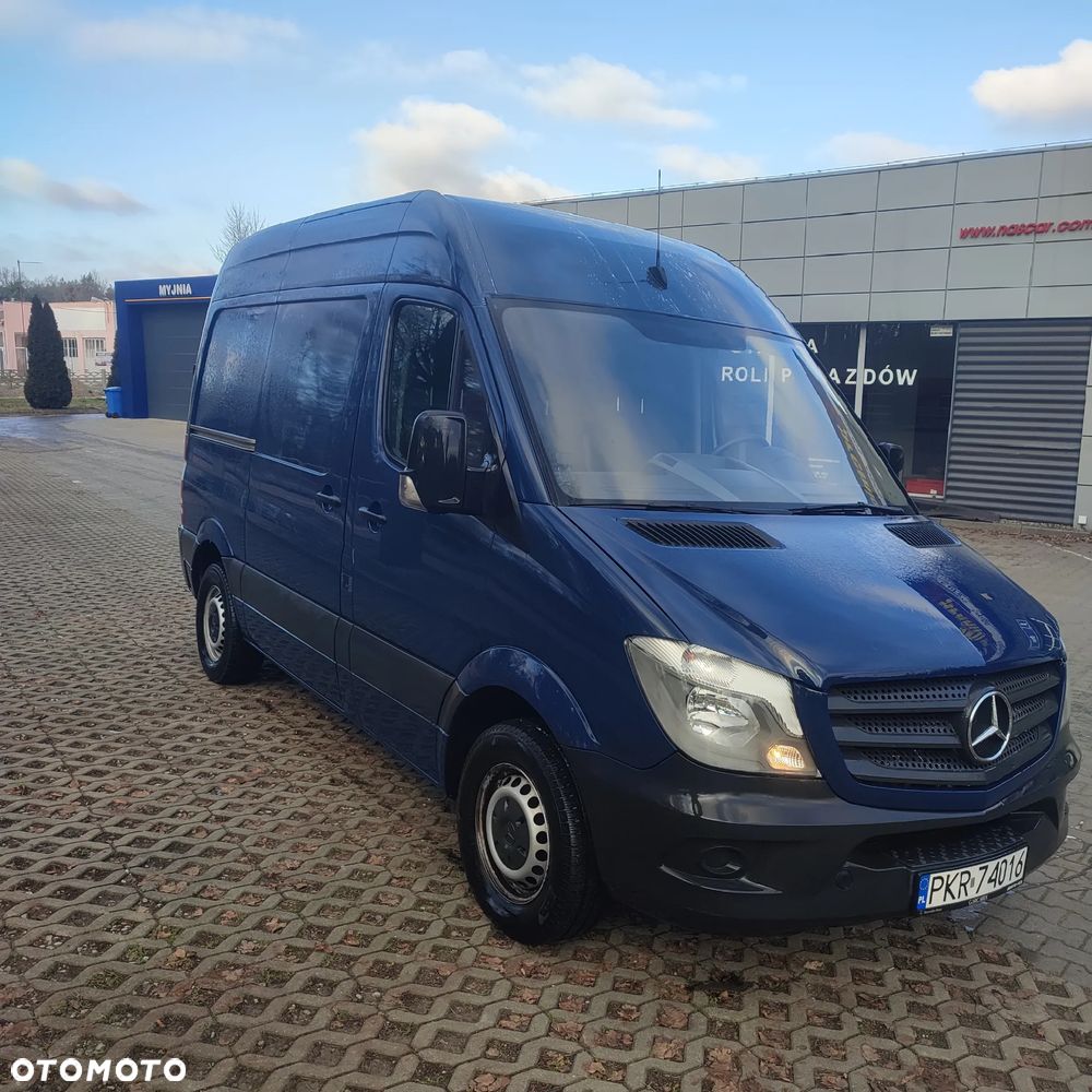 Mercedes-Benz Sprinter - 1