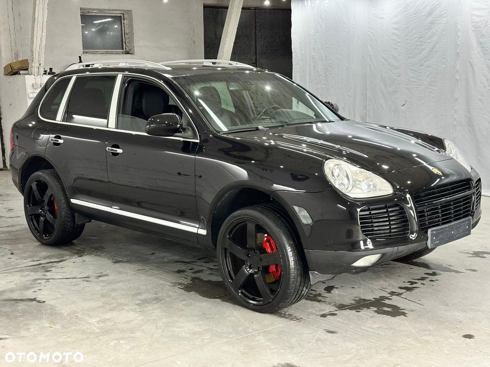 Porsche Cayenne - 25