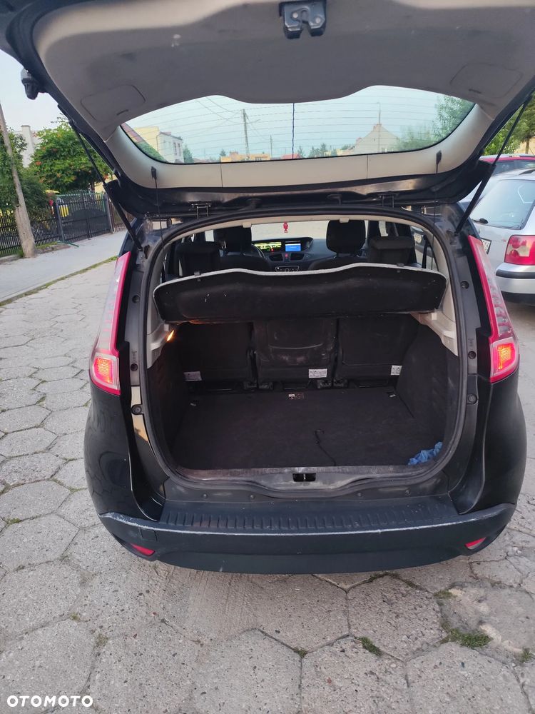 Renault Scenic - 4