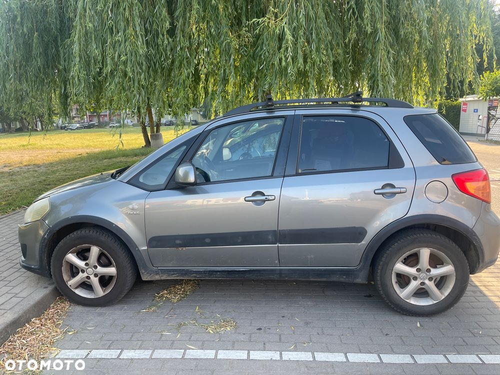 Suzuki SX4 - 1