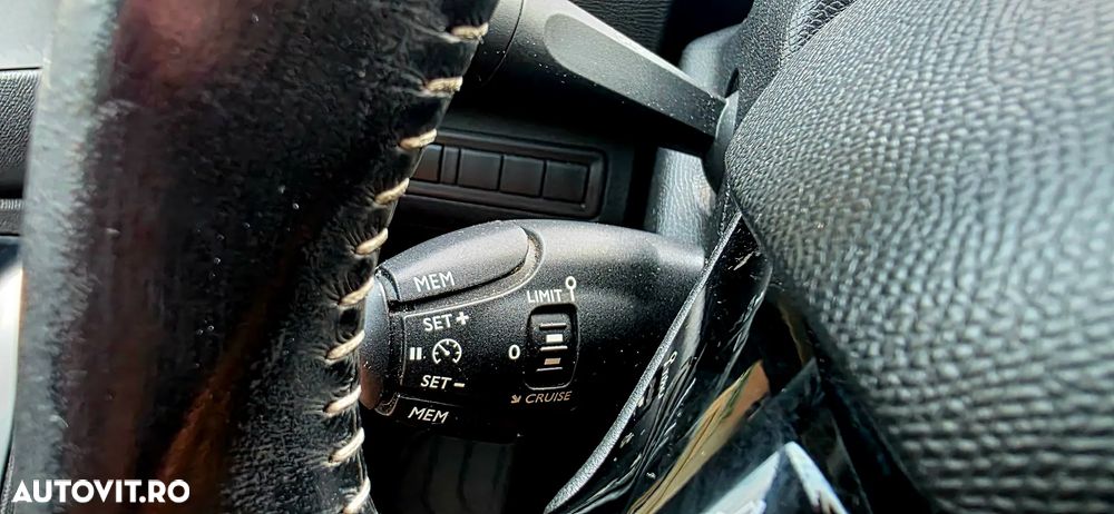 Peugeot 308 PureTech 110 Stop & Start Style - 15
