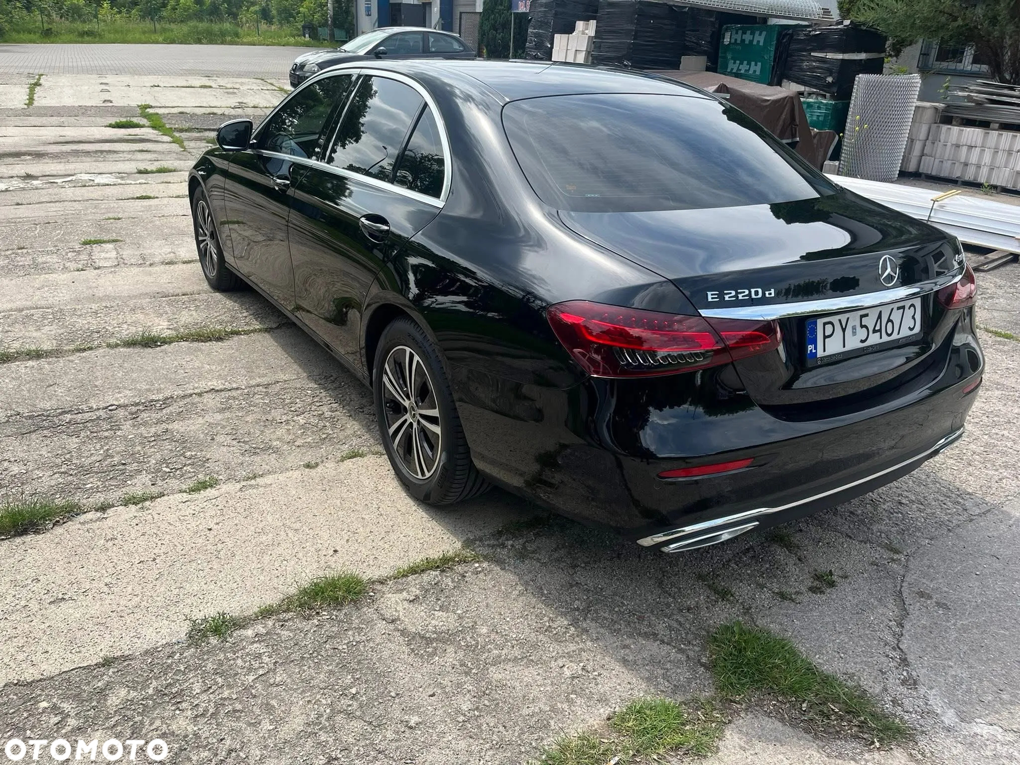 Mercedes-Benz Klasa E 220 d 4-Matic Business Edition - 4