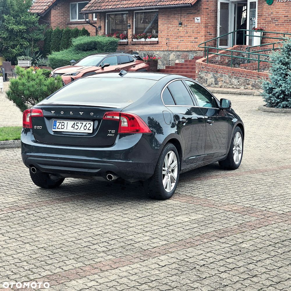 Volvo S60 2011 photo 4