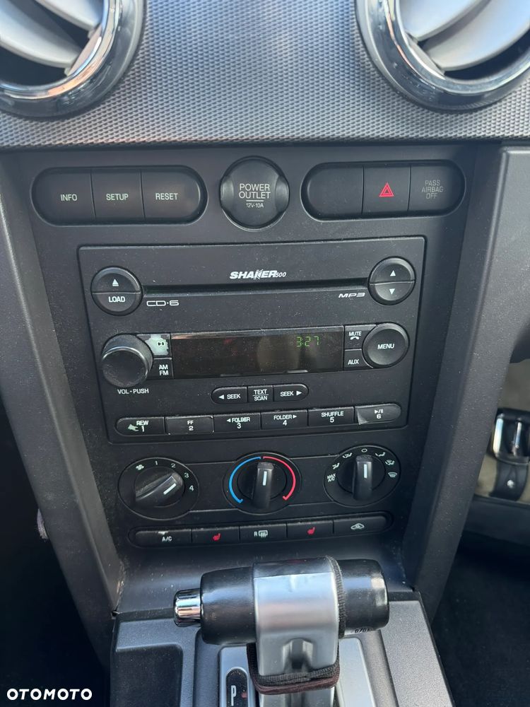 Ford Mustang - 20
