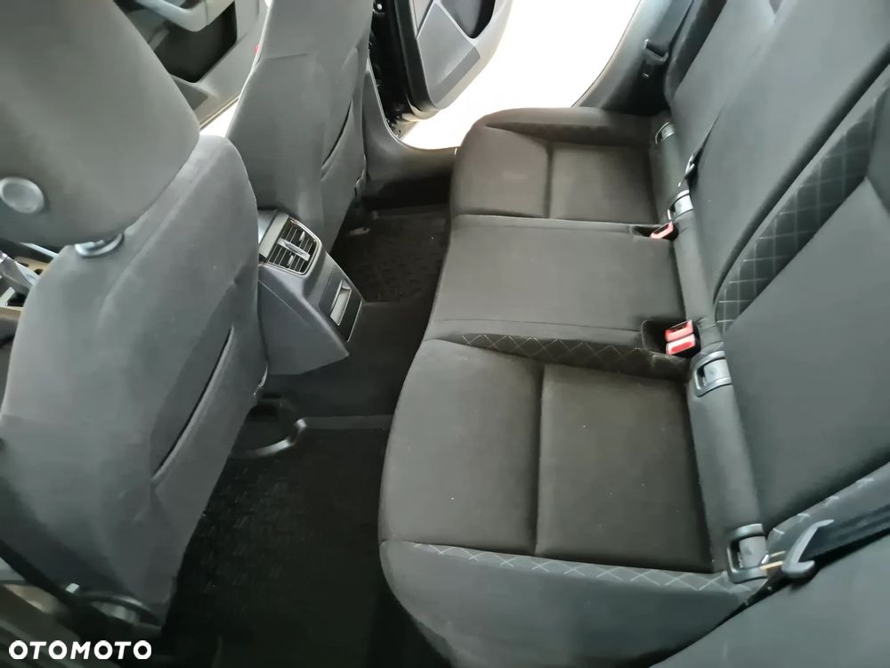 Skoda Octavia 1.6 TDI SCR Ambition - 17