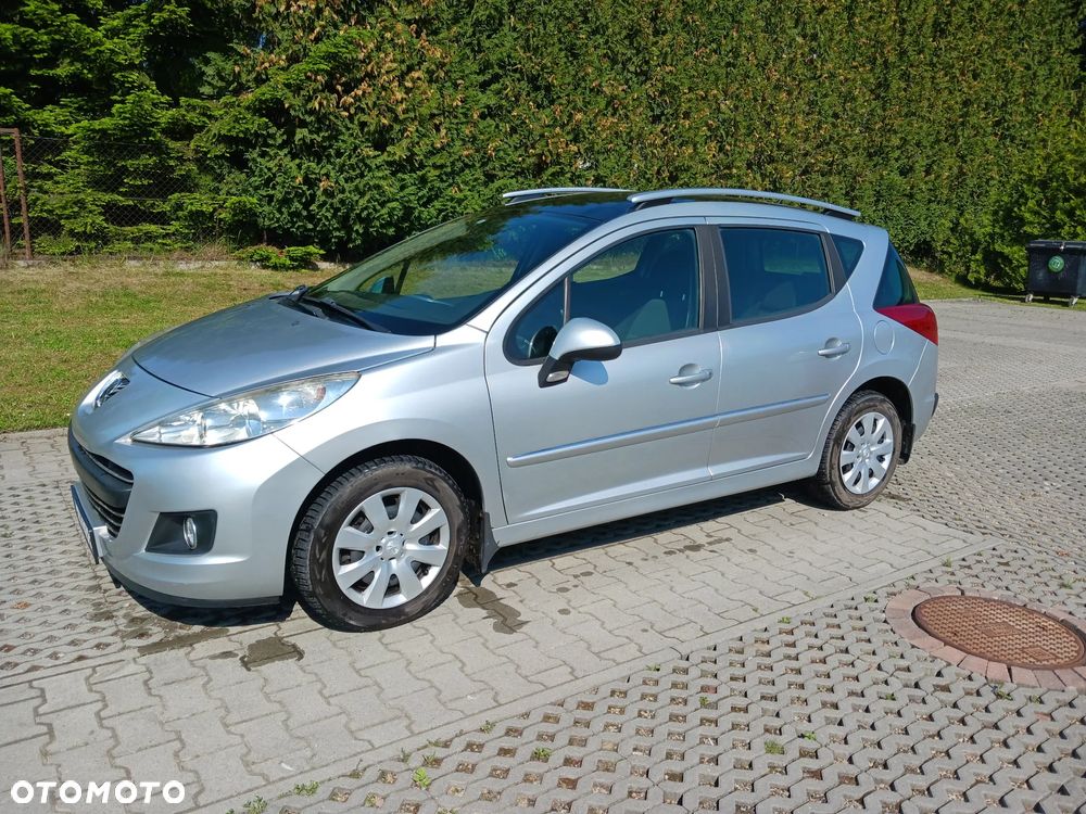Peugeot 207 1.4 16V Trendy - 1