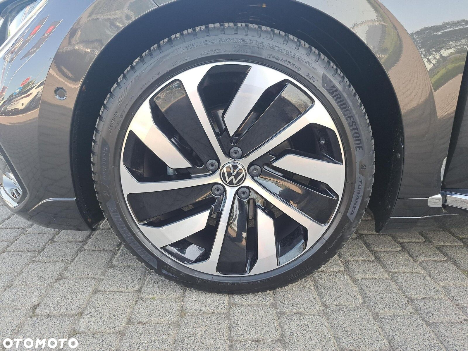 Volkswagen Arteon 2.0 TDI R-Line DSG - 38