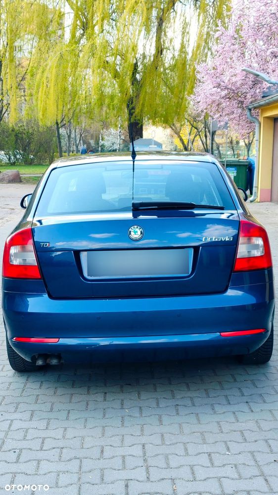 Skoda Octavia 2.0 TDI Ambiente - 6