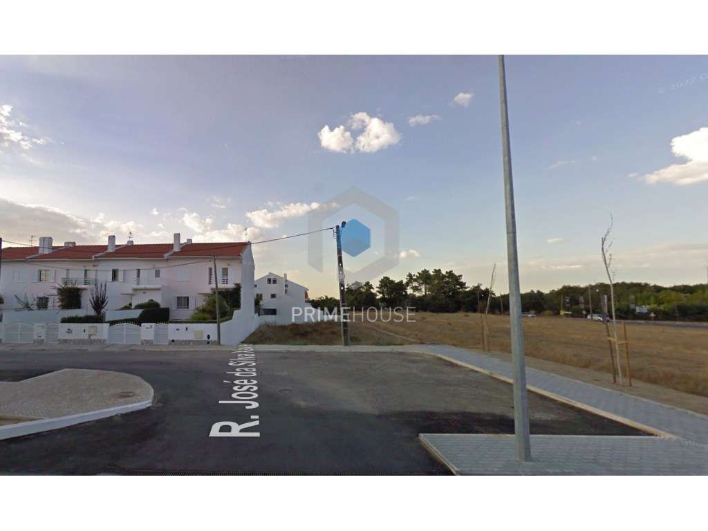 Lote para moradia T4 com Garagem e Piscina, em Azeitão - Projeto Ap... - Grande imagem: 3/3