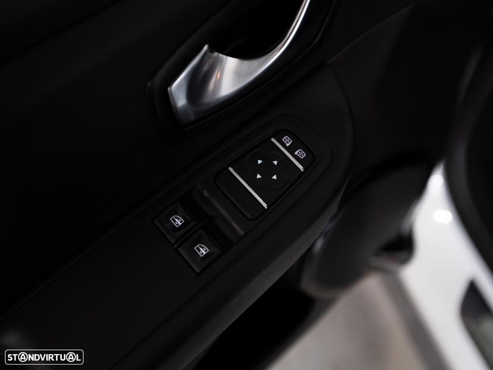 Renault Clio Sport Tourer 1.5 dCi Limited - 22