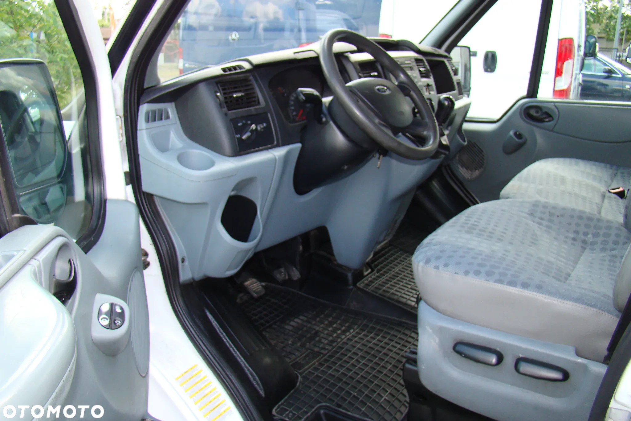 Ford Transit - 6