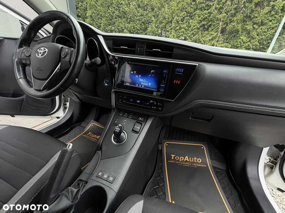 Toyota Auris 1.8 HSD Prestige - 17