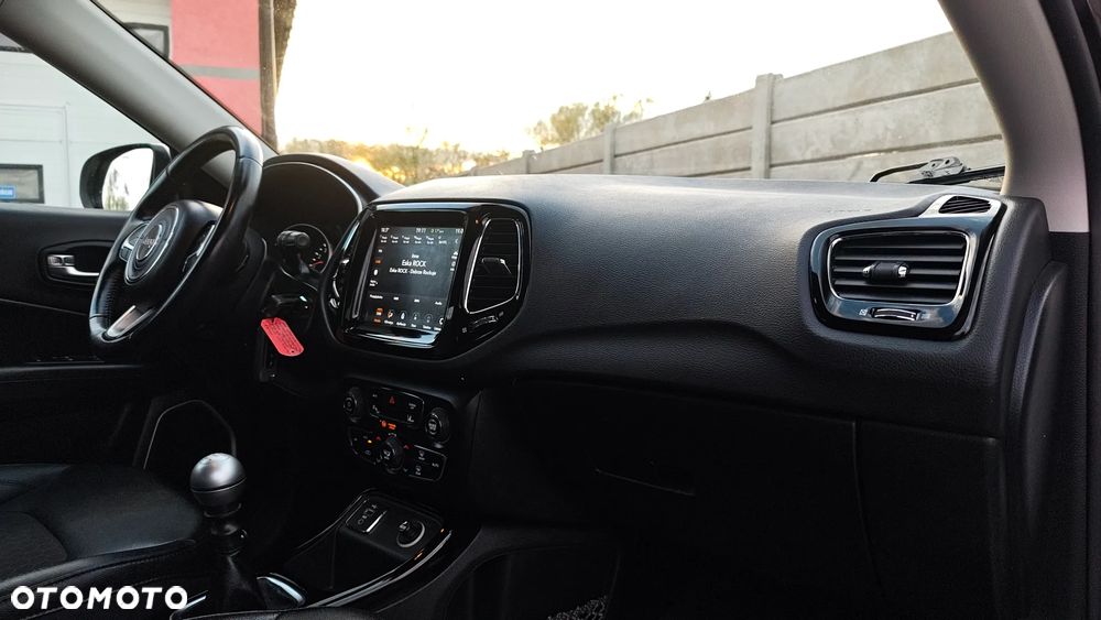 Jeep Compass 1.4 MultiAir Limited - 33