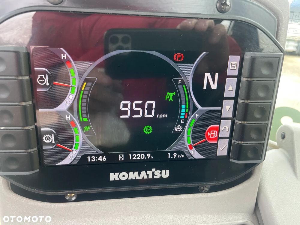 Komatsu WB 93R - JAK NOWA - IDEAŁ - 12