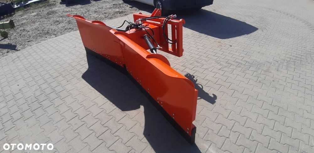 Pług do śniegu składany hydraulicznie - 10