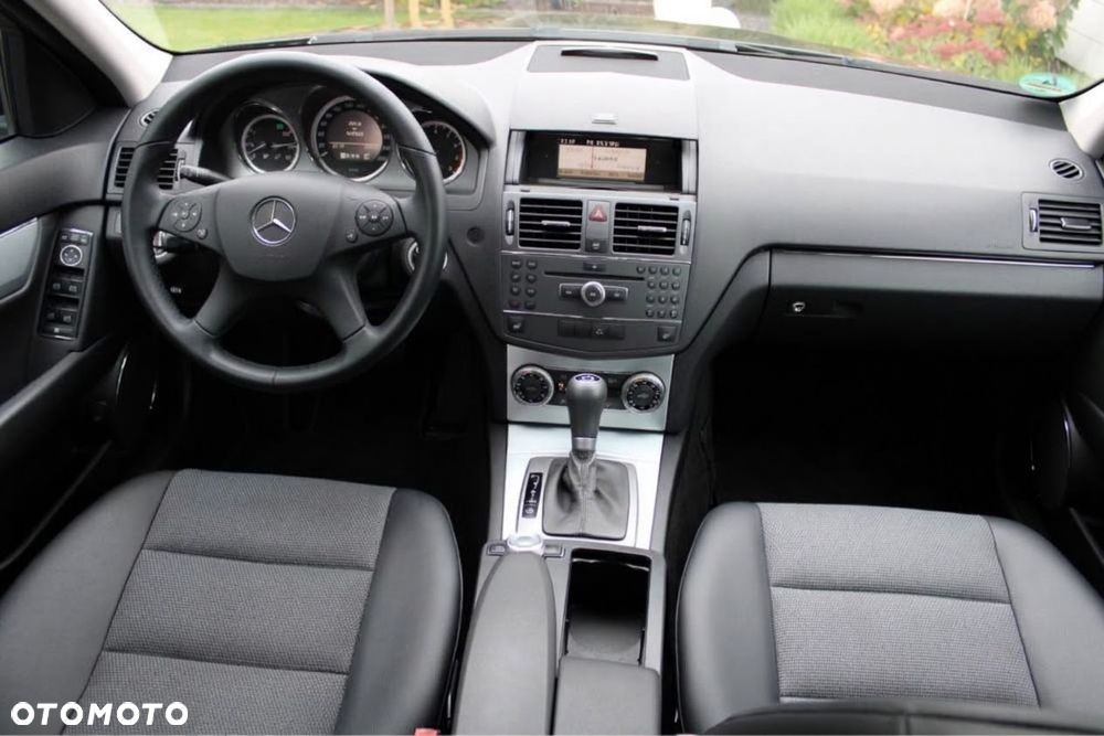 Mercedes-Benz Klasa C 200 7G-TRONIC Avantgarde Edition - 9