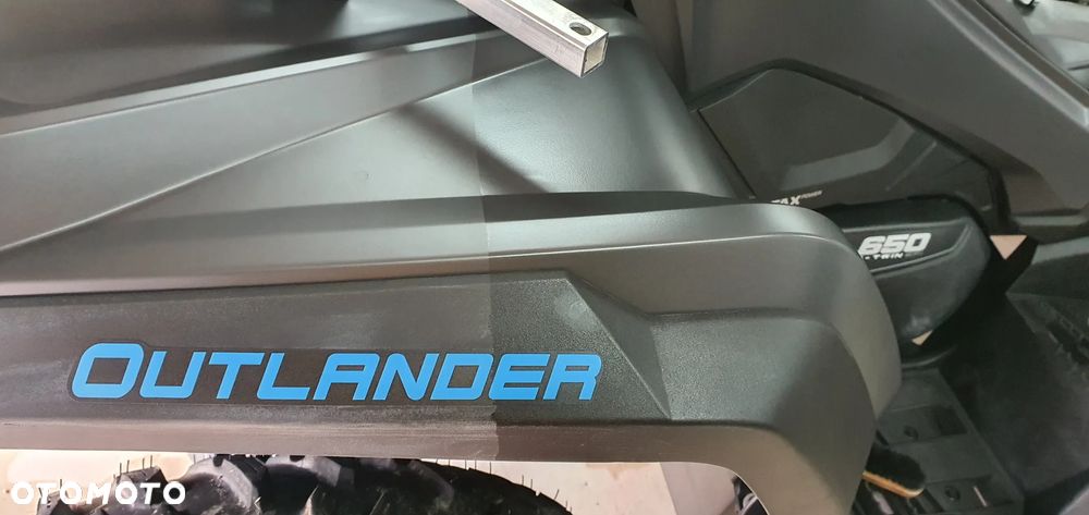 Can-Am Outlander Max - 2