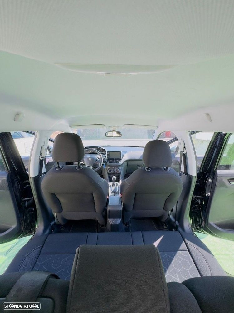 Peugeot 2008 1.2 PureTech Style - 14