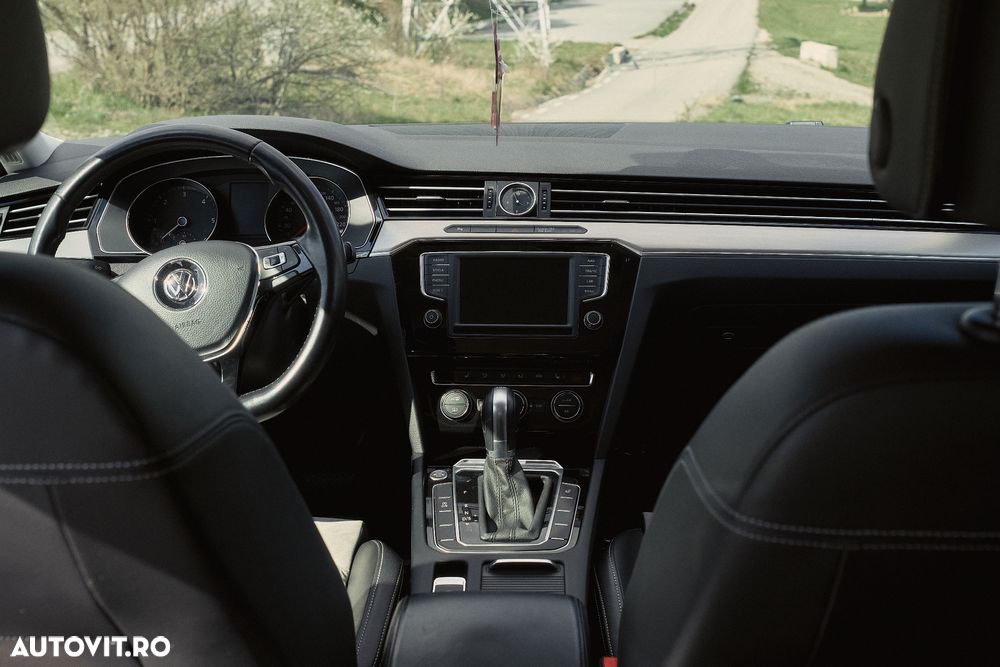 Volkswagen Passat 2.0 TDI SCR DSG Highline - 21