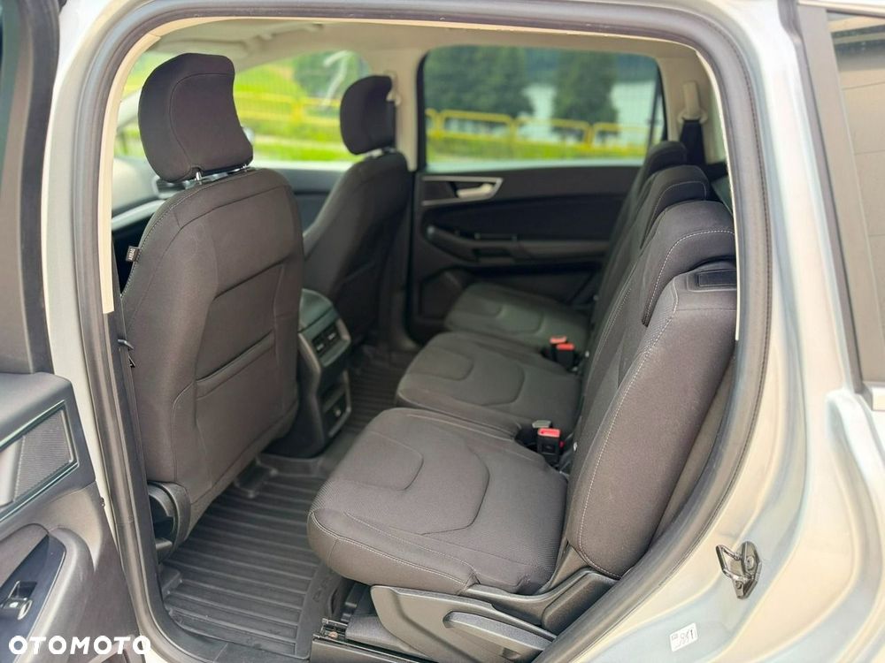 Ford S-Max - 37