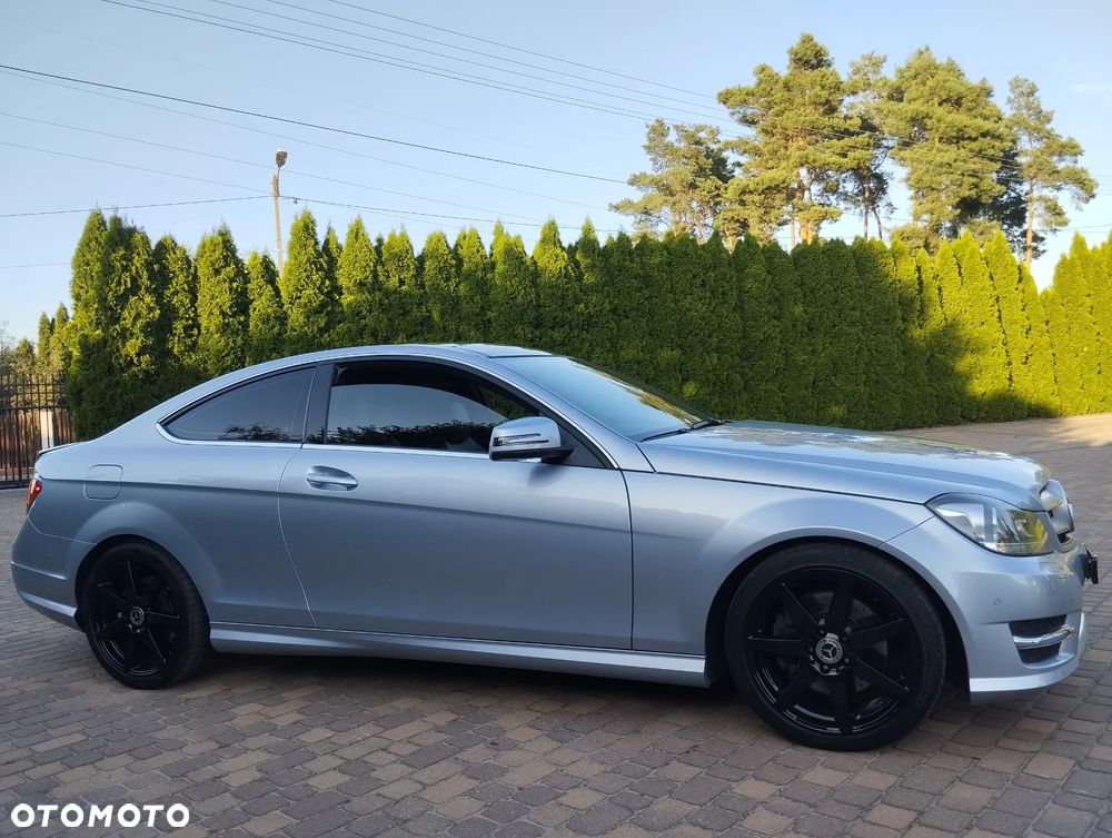 Mercedes-Benz Klasa C 350 Coupe 7G-TRONIC Edition - 13