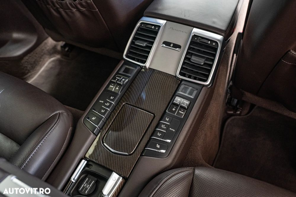 Porsche Panamera 3.0 Tiptronic S - 23
