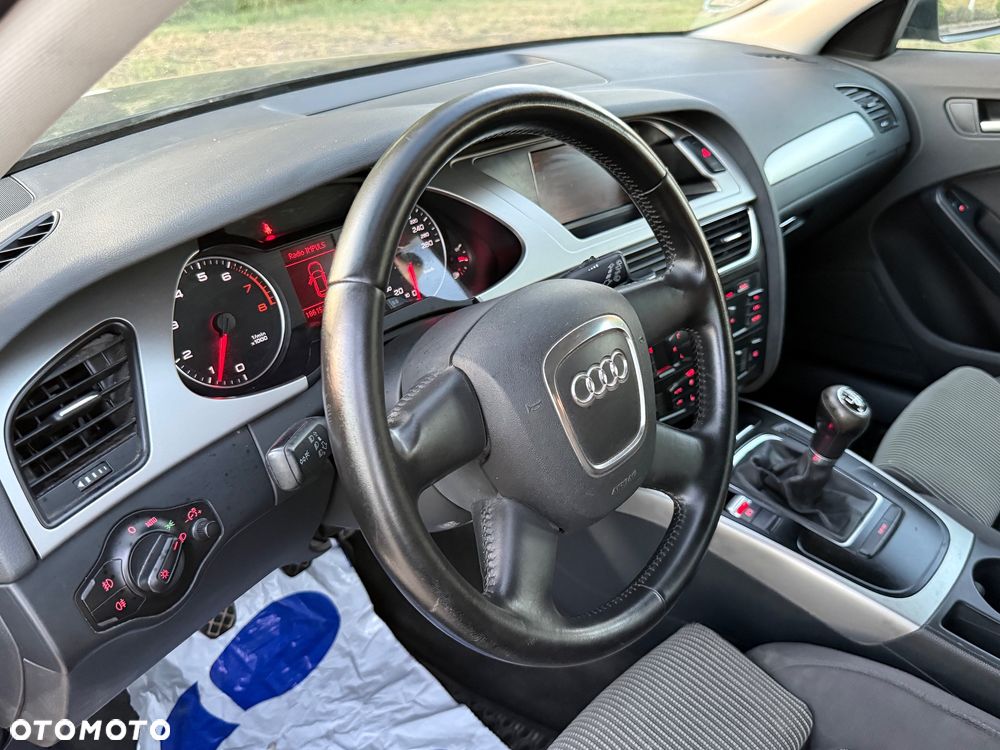 Audi A4 Avant 1.8 TFSI Attraction - 13