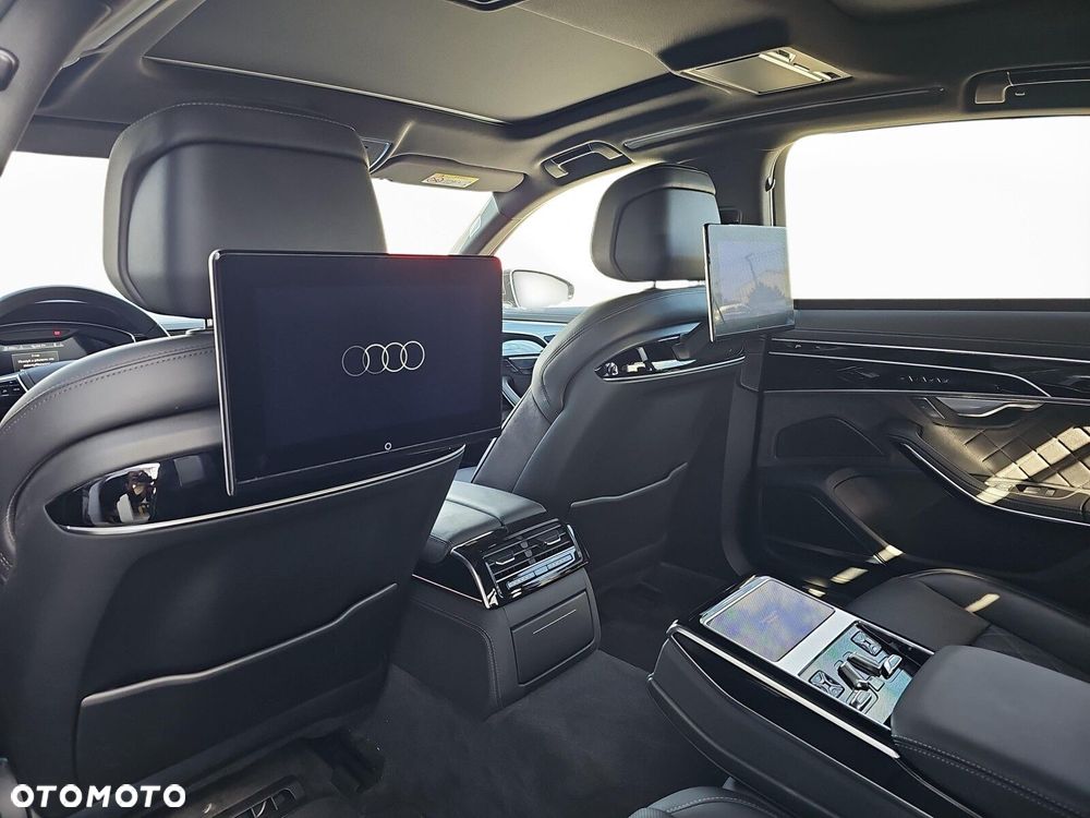 Audi A8 - 32