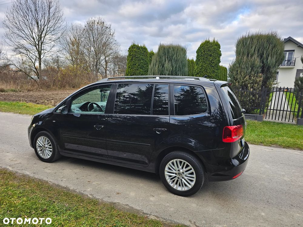 Volkswagen Touran 2.0 TDI DPF Highline - 29