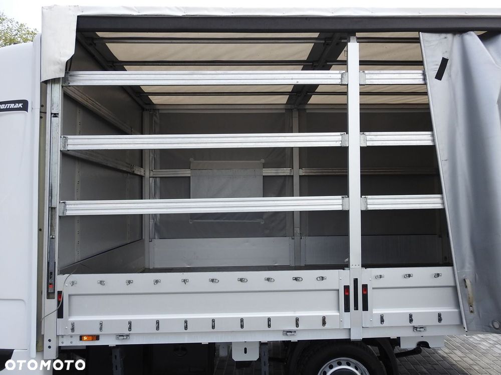 Renault MASTER PLANDEKA 10 PALET WEBASTO TEMPOMAT KLIMATYZACJA LEDY PNEUMATYKA  165KM - 25