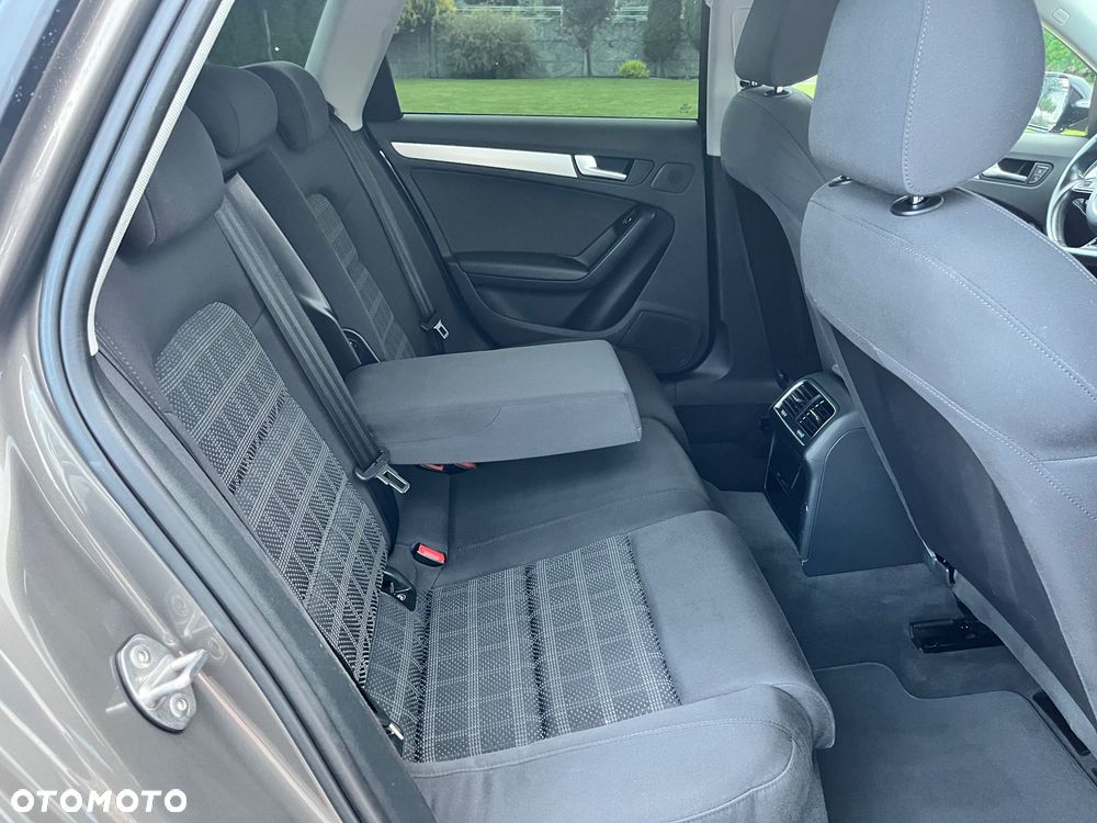 Audi A4 Avant 2.0 TDI ultra DPF Attraction - 38
