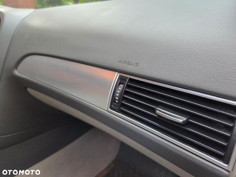 Audi A6 Limousine 2.0 TDI Multitronic - 31