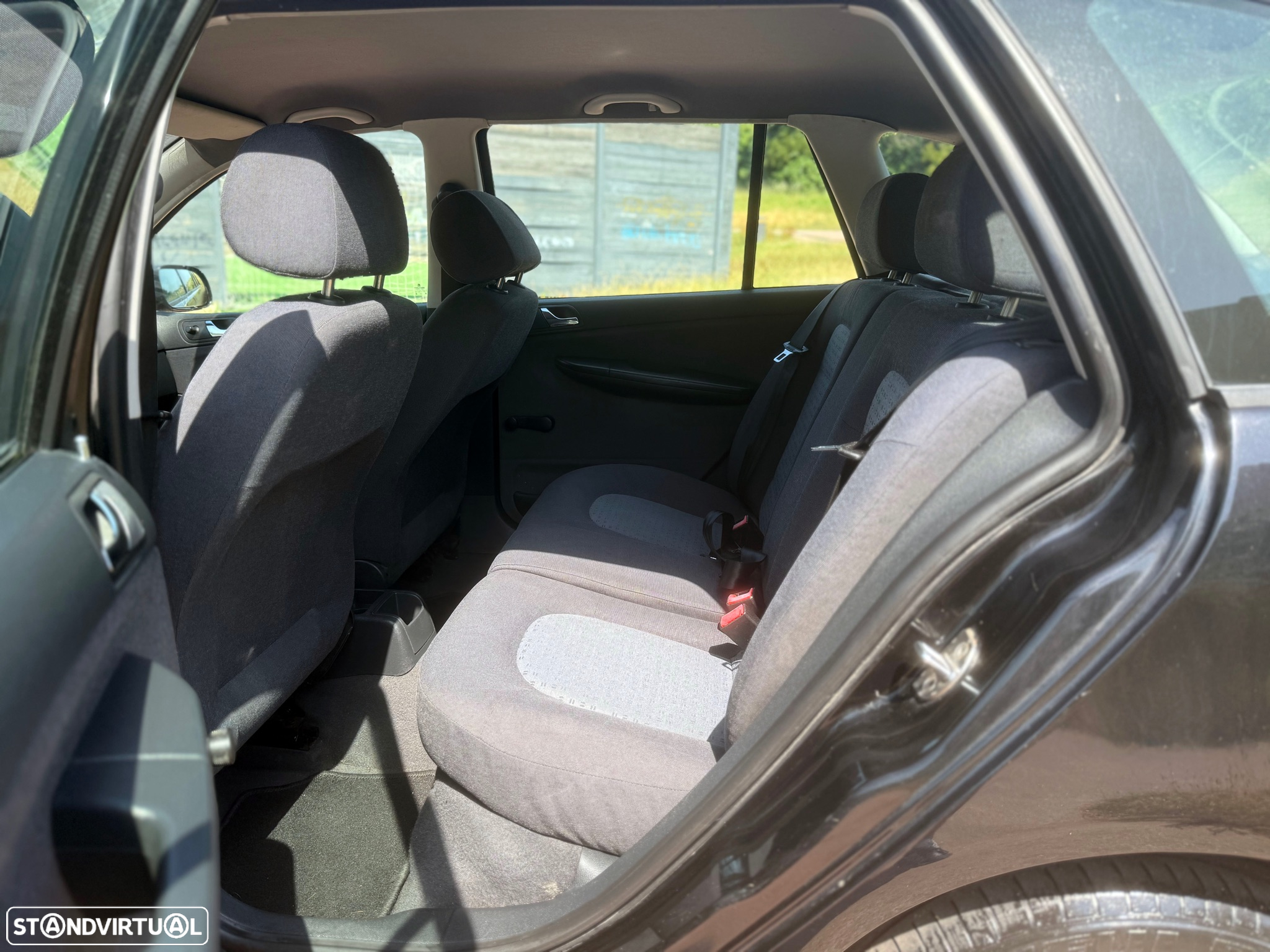 Skoda Fabia Break 1.4 Attractive AC - 10
