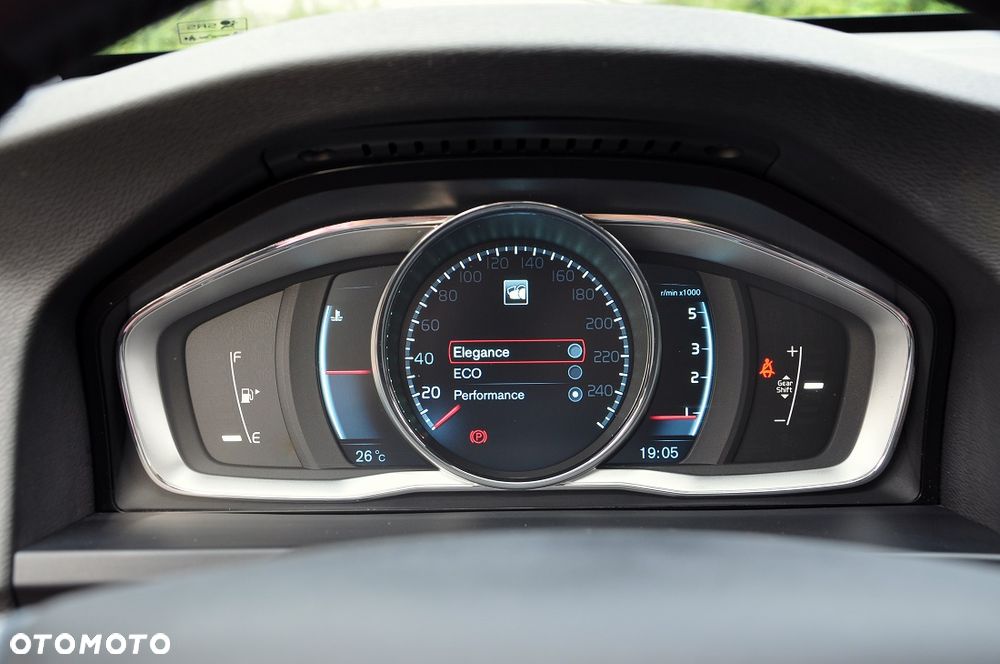 Volvo XC 60 D4 Geartronic Summum - 37