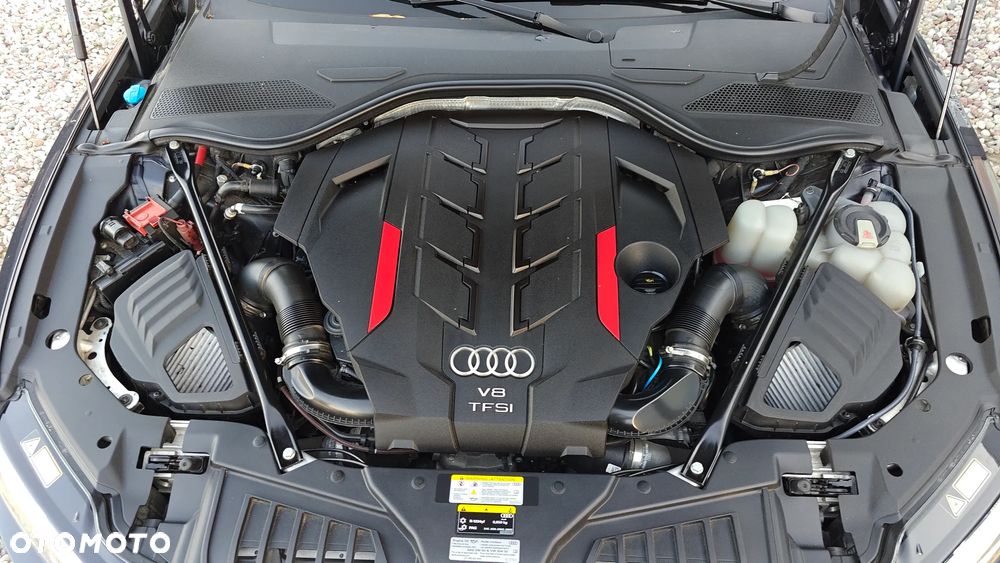 Audi S8 TFSI quattro tiptronic - 36