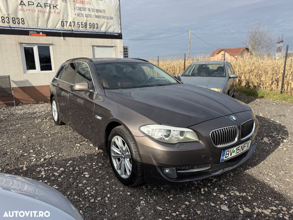BMW Seria 5 525d xDrive - 4