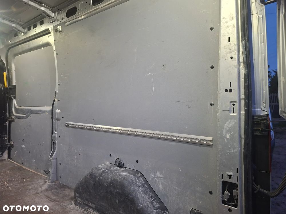 Ford Transit - 27