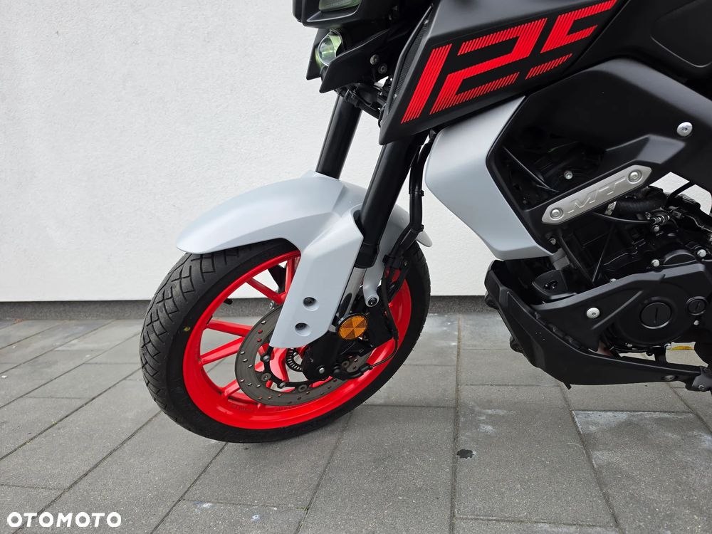 Yamaha MT - 8