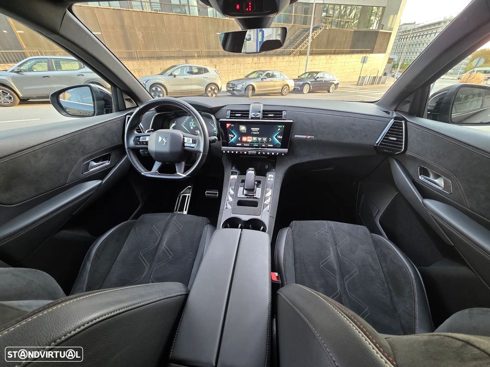 DS DS7 Crossback E-Tense Performance Line EAT8 - 15