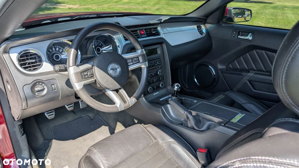 Ford Mustang 3.7 V6 Premium - 11
