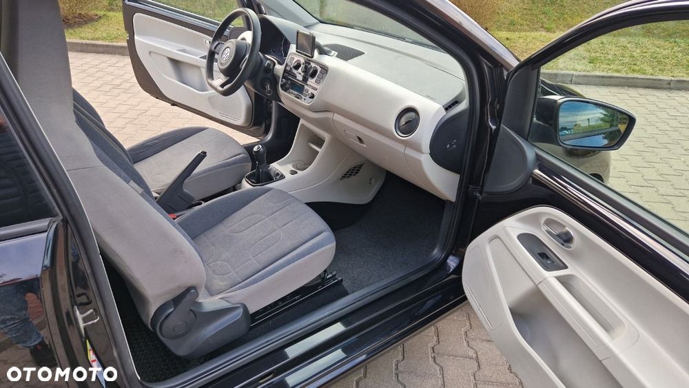 Volkswagen up! 1.0 high - 16