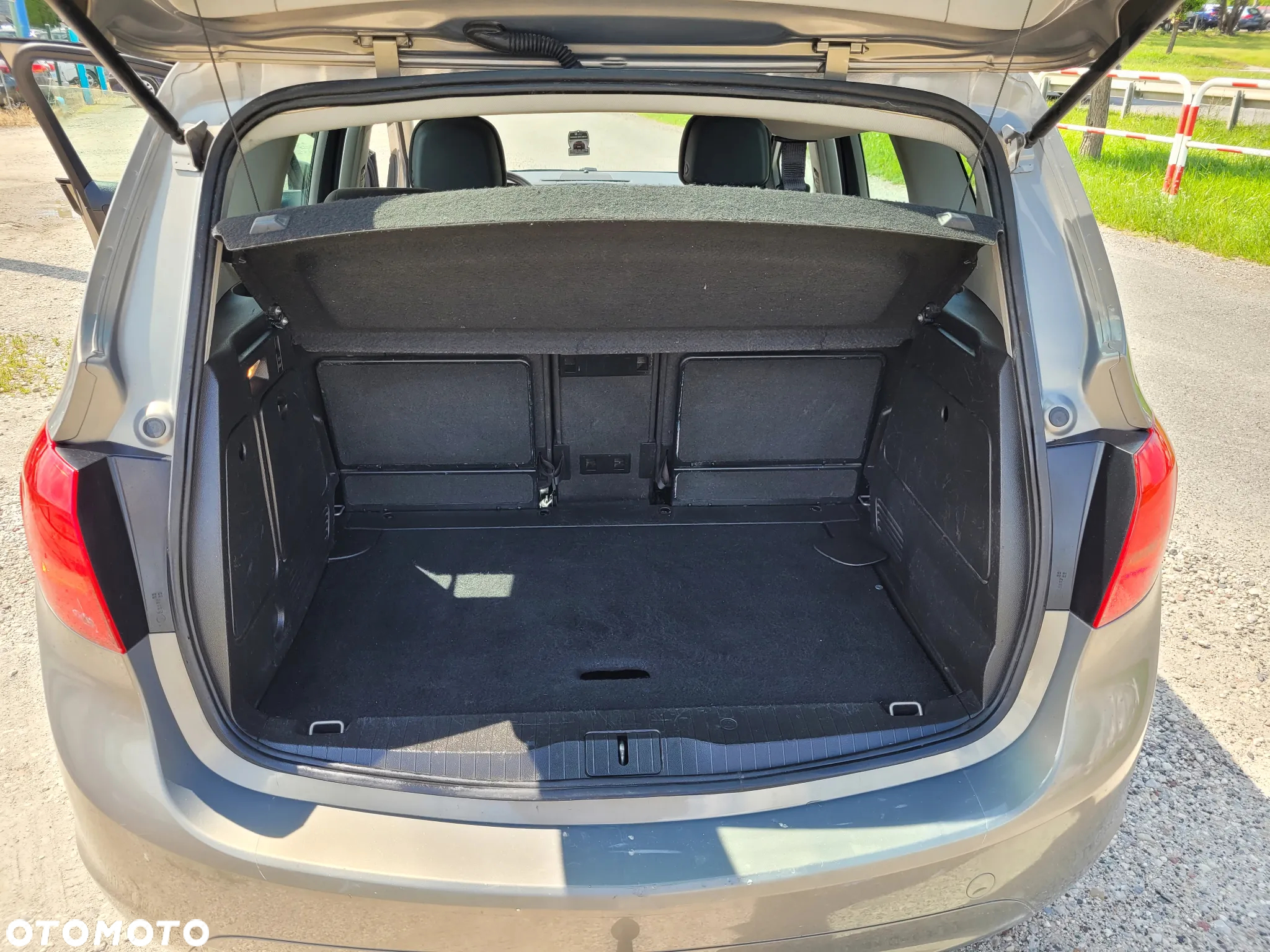 Opel Meriva 1.4 Active - 12