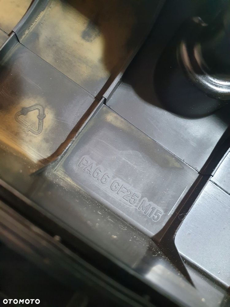 pokrywa zaworów e510d-6k271 volvo s40 v40 v50 1.6b - 9