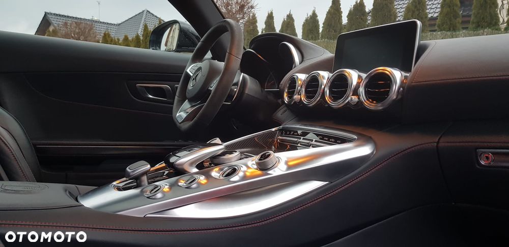 Mercedes-Benz AMG GT S - 22