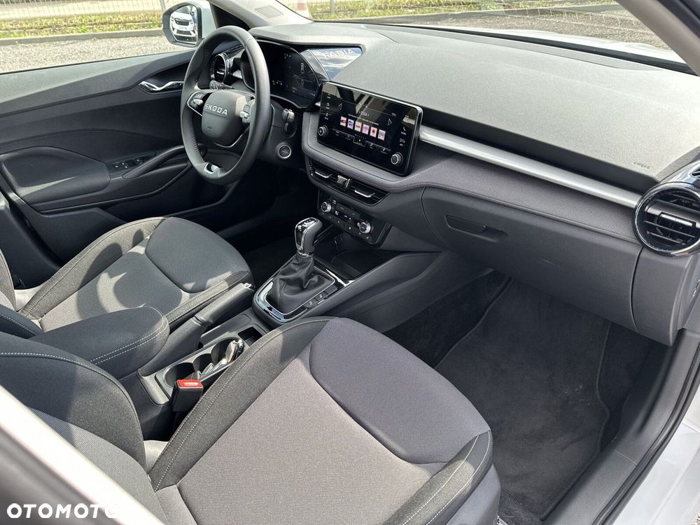 Skoda Fabia 1.0 TSI Drive DSG - 16