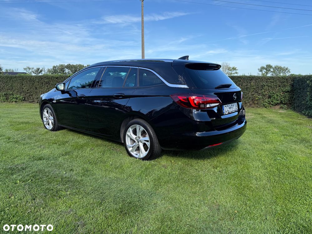 Opel Astra 1.6 D (CDTI) Start/Stop Business - 2