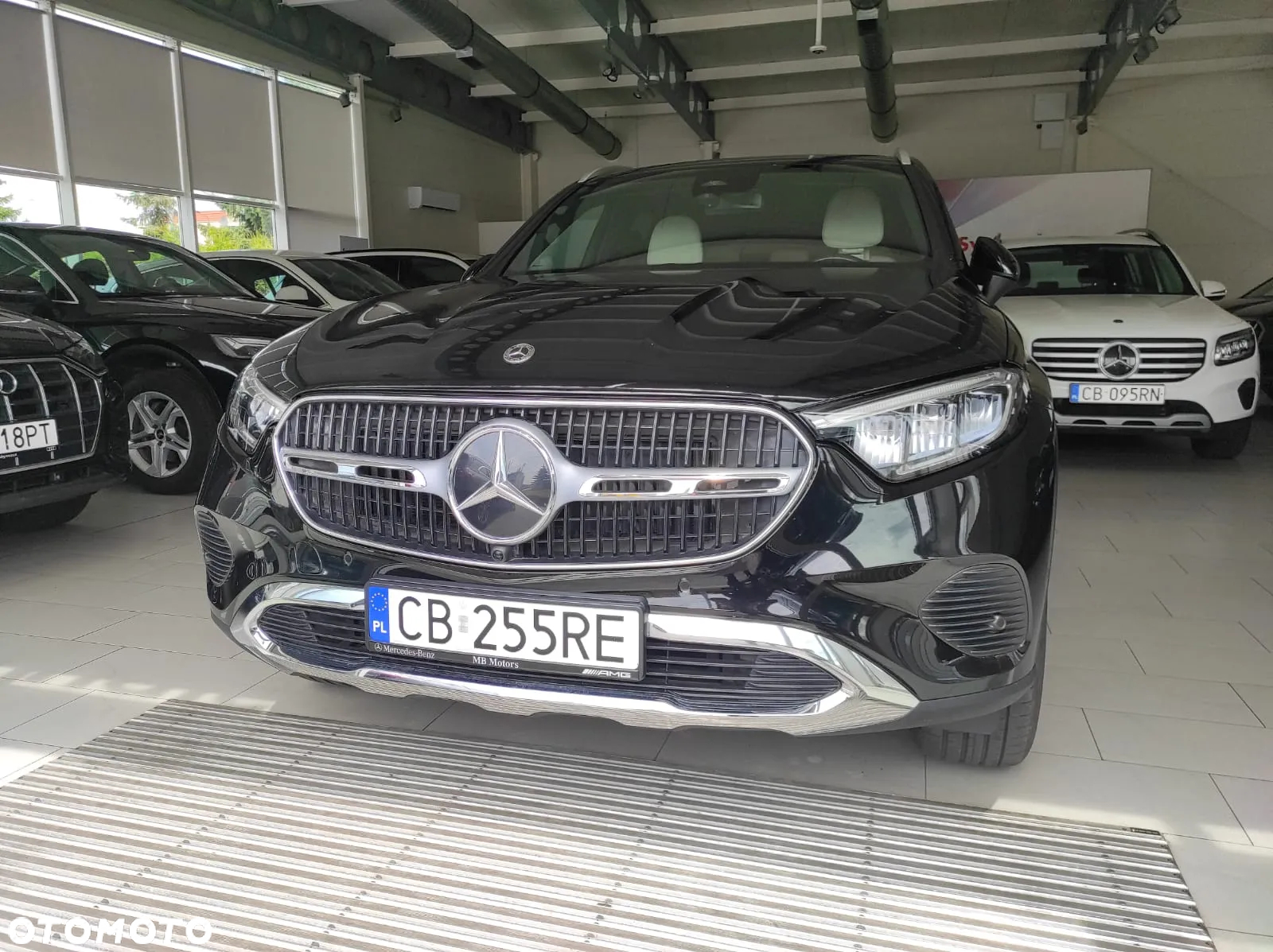 Mercedes-Benz GLC 300 e 4-Matic Avantgarde - 22