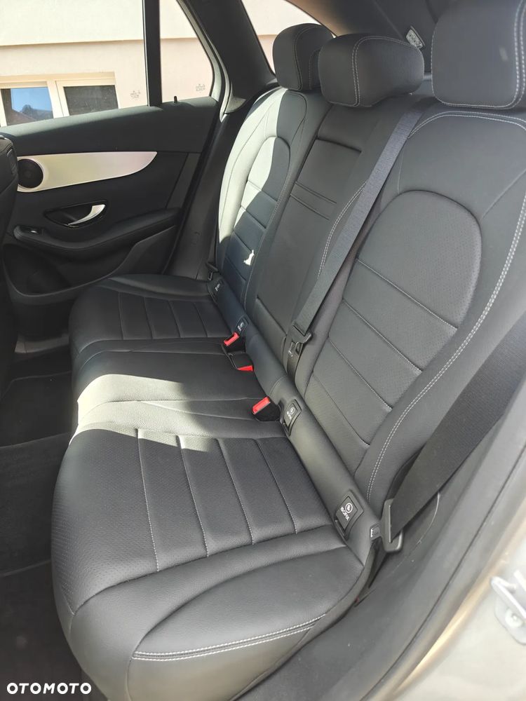 Mercedes-Benz GLC - 8