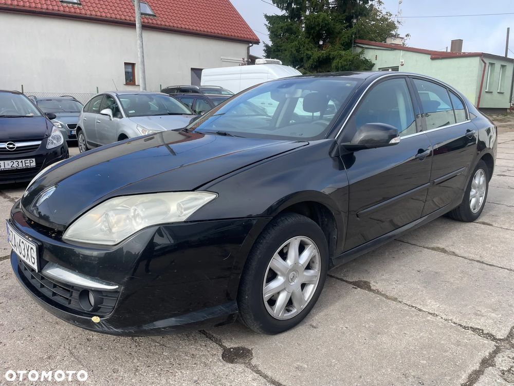 Renault Laguna 2010 photo 2