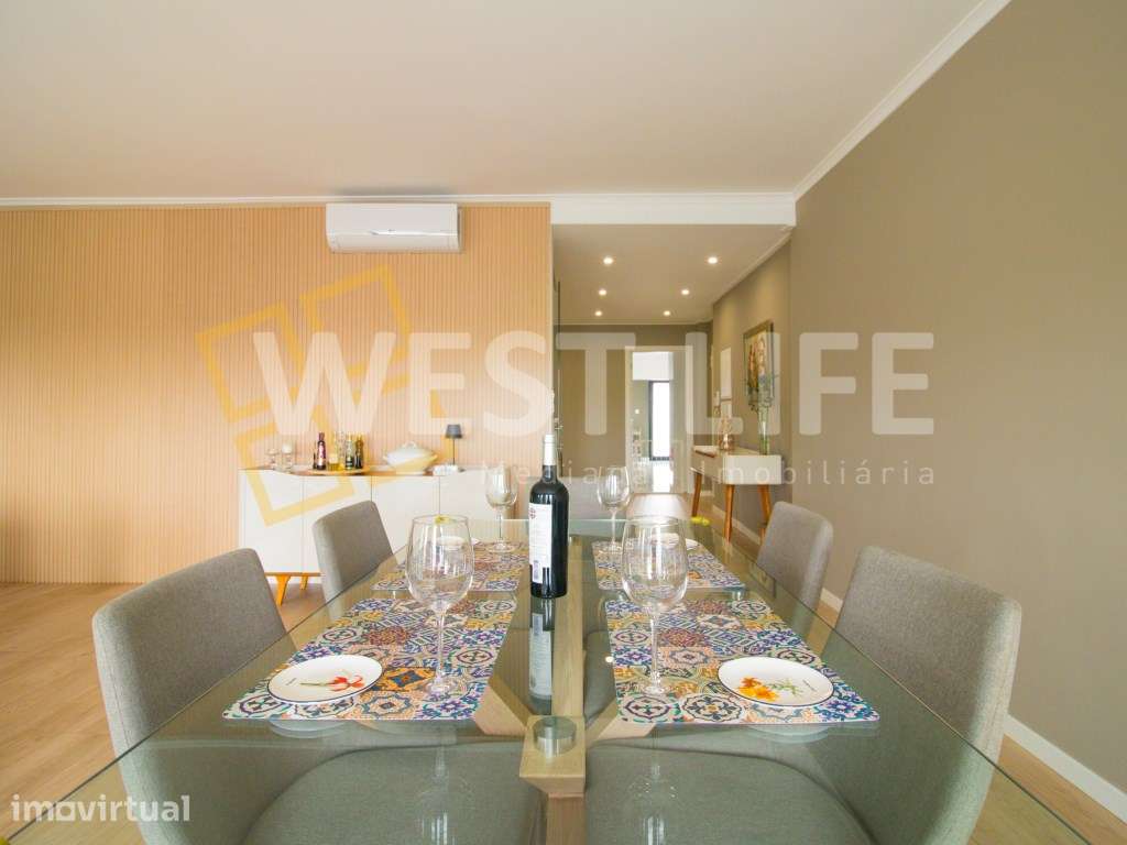 Apartamento Duplex T4 + closet com 2 suítes - características ÚNICA... - Grande imagem: 2/28